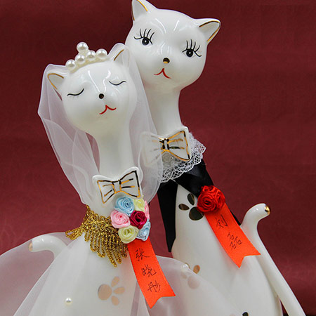 情侣猫咪陶瓷摆件